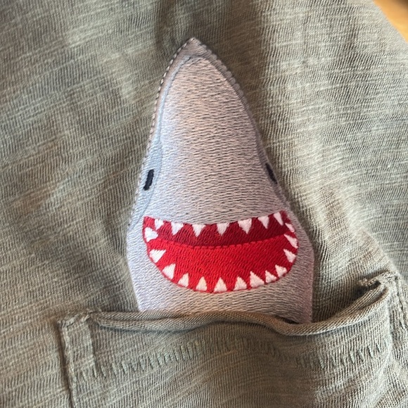 Lisa Todd Green Shark Cut Off Sleeve Top - Picture 4 of 5